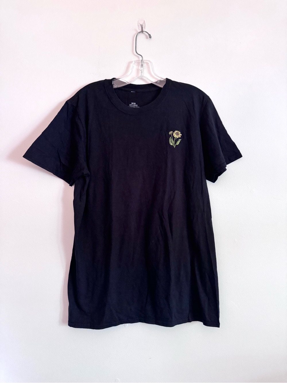 Black sunflower Tee - Classic Crew Shirt M